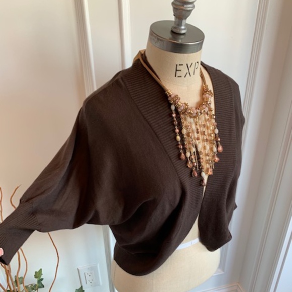 Banana Republic Sweaters - Banana Republic NWT Women's Dolman Sleeve Shrug